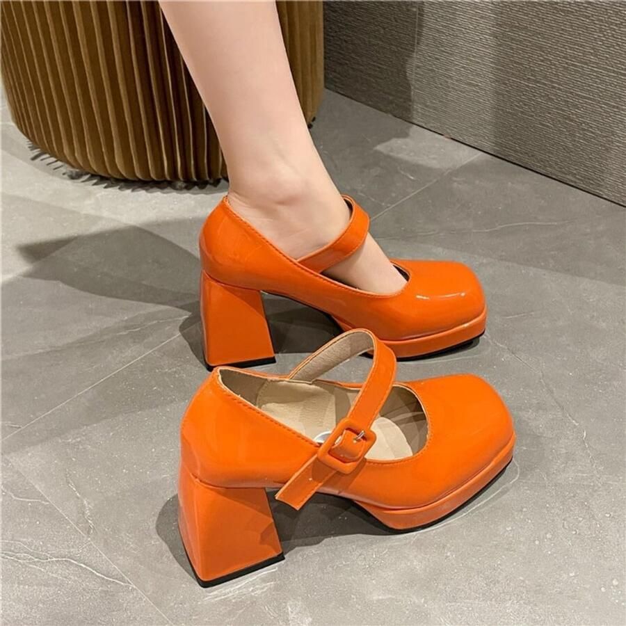 Schattige Mary-Jane schoenen voor dames met dikke hakken perfecte Lolita en Gothic stijl van patentleer