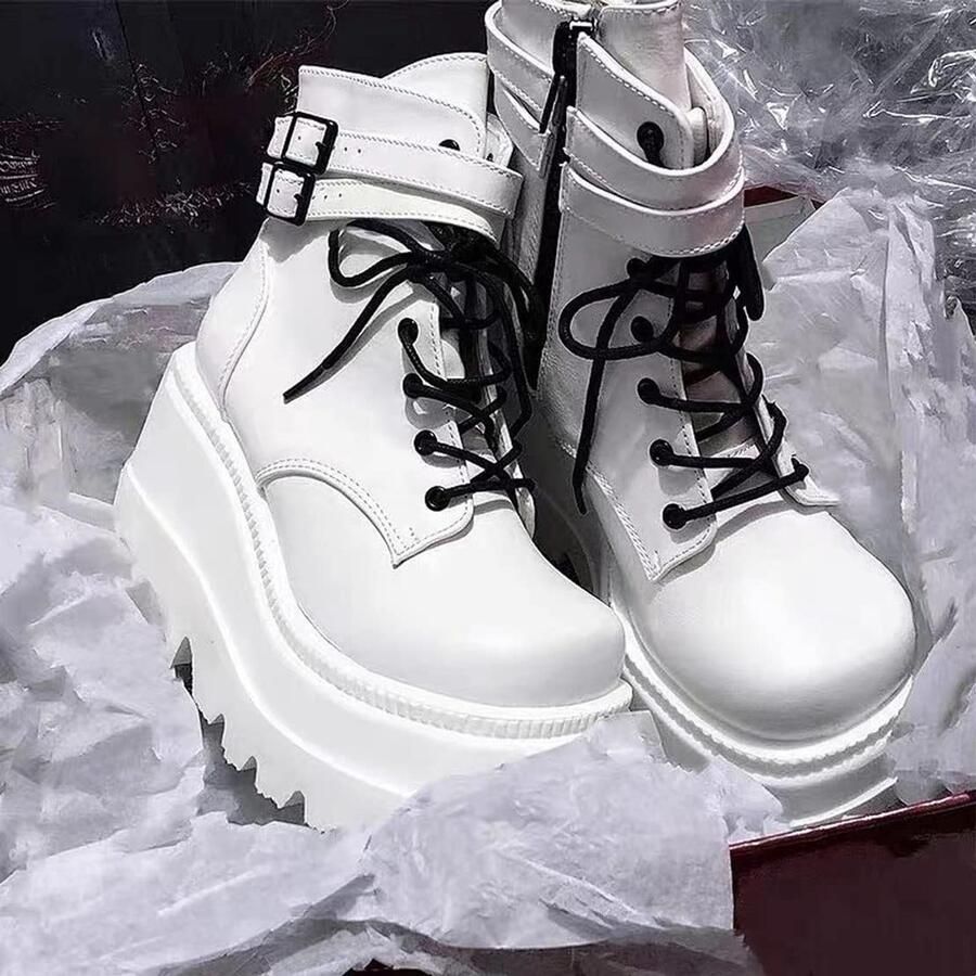 Schattige platform schoenen voor dames met dubbele enkelband ronde neus en chunky hakken perfect voor school feesten en uitgaan