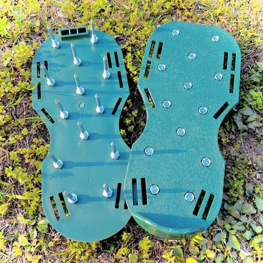 Schoenen voor gazonbeluchting voor het effectief beluchten van gazongrond één maat past iedereen gratis installatie stevige sandalen met spikes schoenen voor tuin terras gras (Nagellengte groente