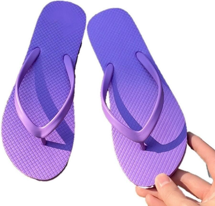 Slippers maat S 35-36 lengte Teenslippers Antislip zomerse sandalen voor koppels Ideaal voor het strand Comfortabel stijlvol en unisex Voorzien van een comfortabel antislipontwerp en een dikke zool