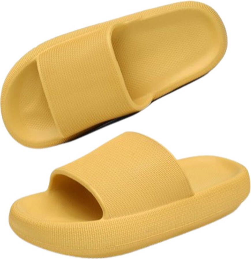 Slippers SWAG Geel 38 39 Verdikte zool Lichtgewicht Super Zacht aan je Voeten Anti-Slip en Stevig Voetbed Anti-lawaai