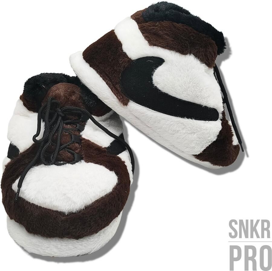 SNKR-PRO Sneaker Sloffen Sneaker Pantoffels Bruin One Jordan Sloffen Jordan