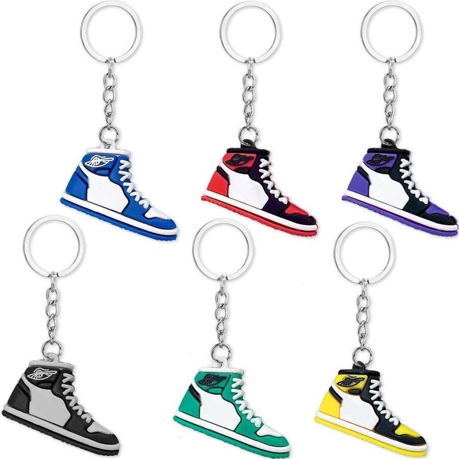 Sneakers en Sportschoenen met 6 Mini Basketbal en Voetbal voor nen en Kinderen Geschenkset