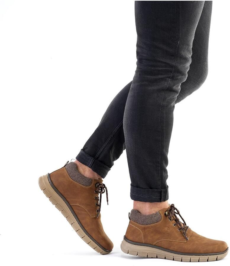 SnelShoppen Comfortabele Heren Veterschoenen Bruin 42 EU Trendy Casual Schoenen voor Elke Gelegenheid Perfect voor Werk en Vrije Tijd