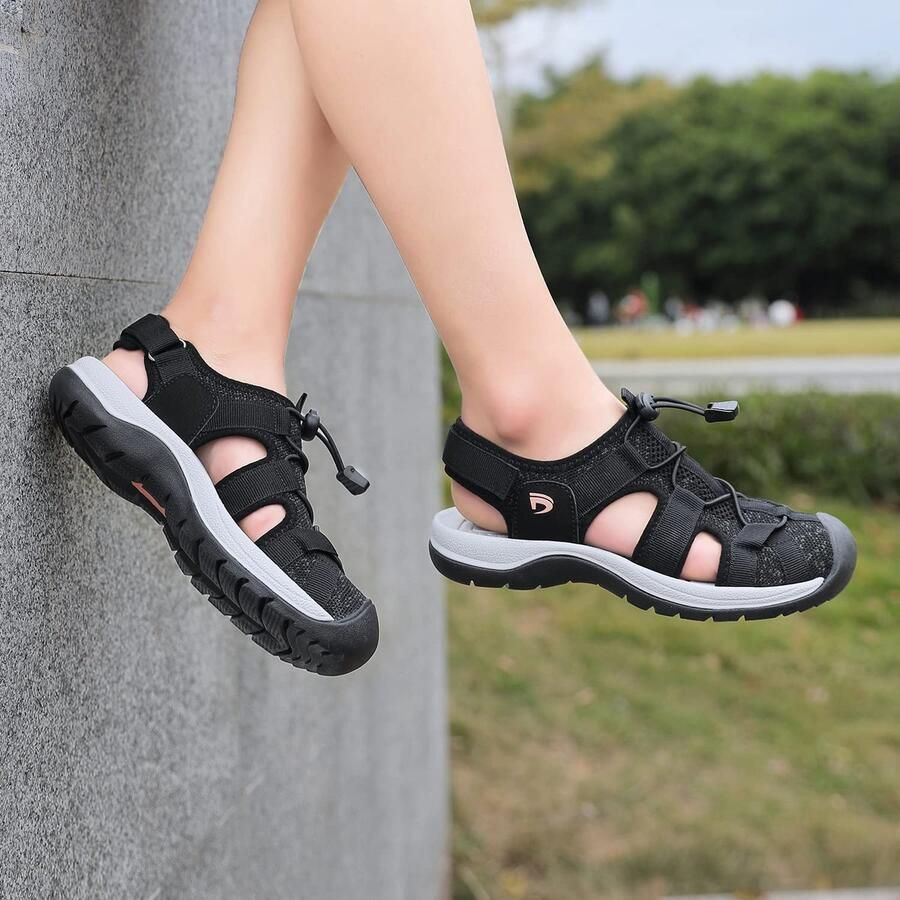 SnelShoppen Dames Trekkingsandalen Wandelsandalen met Gesloten Tenen Ademend en Comfortabel Zwarte Zomersandalen voor Outdoor Activiteite