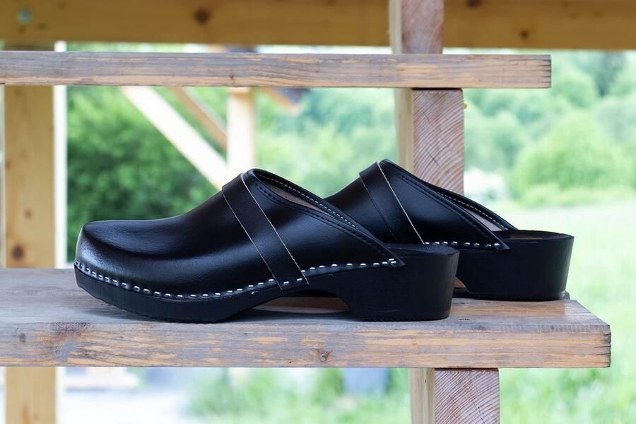 SnelShoppen Heren Houten Klompen van Leer Comfortabele Tuinklompen Zwarte Houten Schoenen EU Ideaal voor Tuin Keuken en Buitenshuis