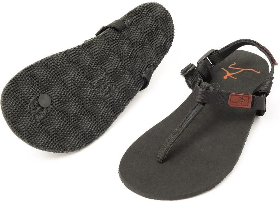 SnelShoppen Zwarte Pies Sucios Simna Sandalen 41 mm Dikte Comfortabele Buitensandalen voor Vakantie Feest of Tuin