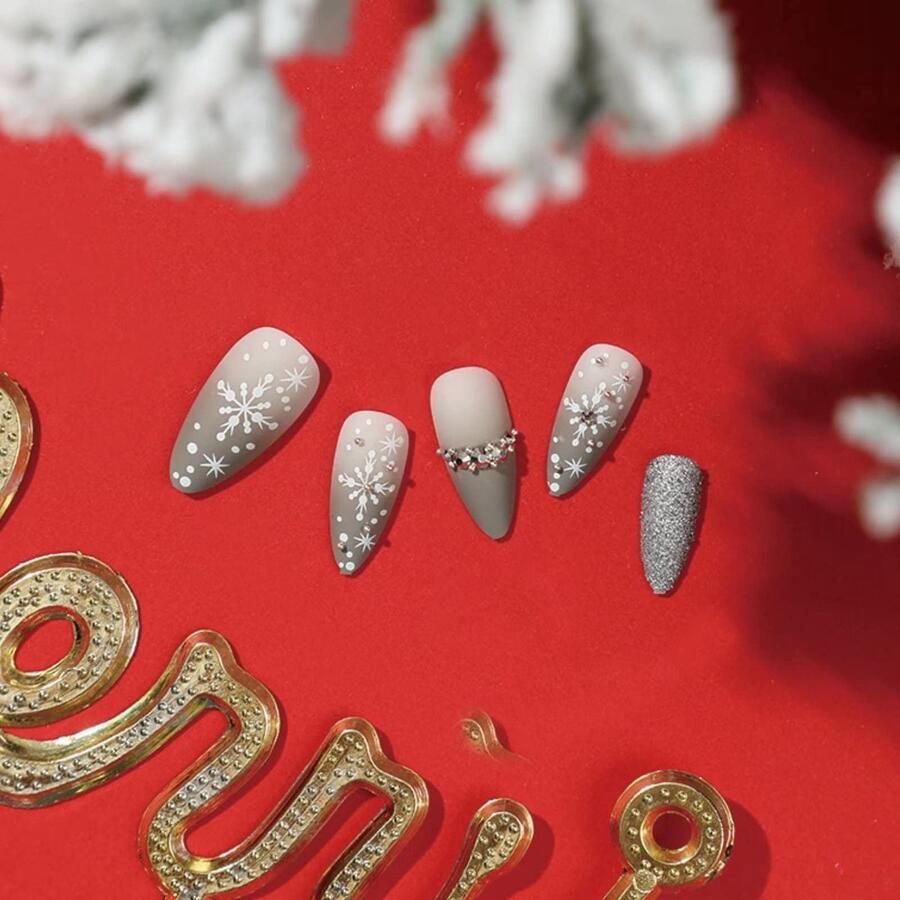 Solidchoice Kerst Gradient Grijze Franse Ballerina Nagels met Sneeuwvlokken