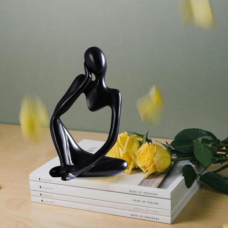 Standbeelden decoratie denker sculptuur ornamenten voor woonkamer boekenkast eettafel kantoor (zwart)