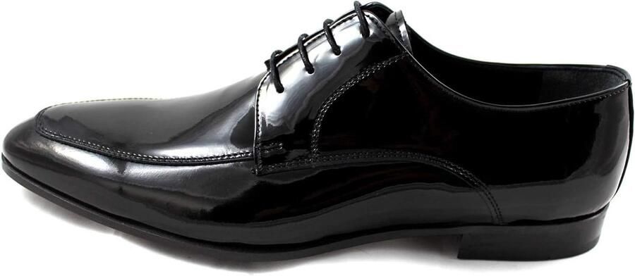 Stijlvolle zwarte derby schoenen van patentleer voor heren perfect voor bruiloften en formele gelegenheden