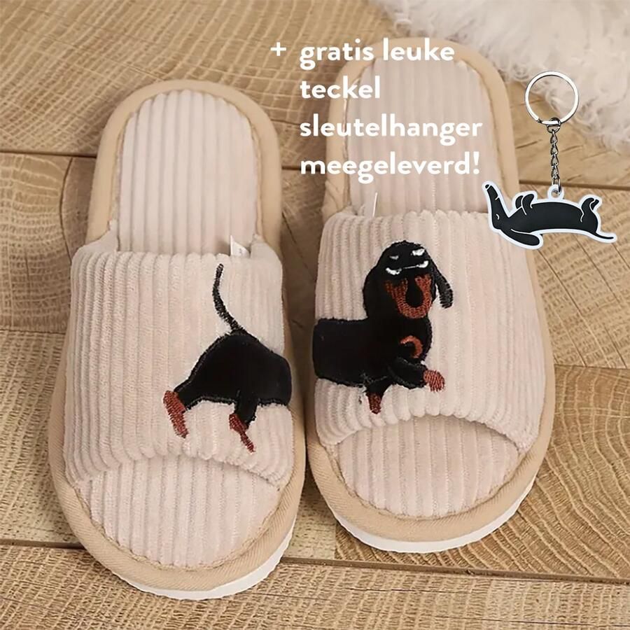 Teckel hond beige slippers teenslippers zwarte teckel teckelprint teckel pantoffels