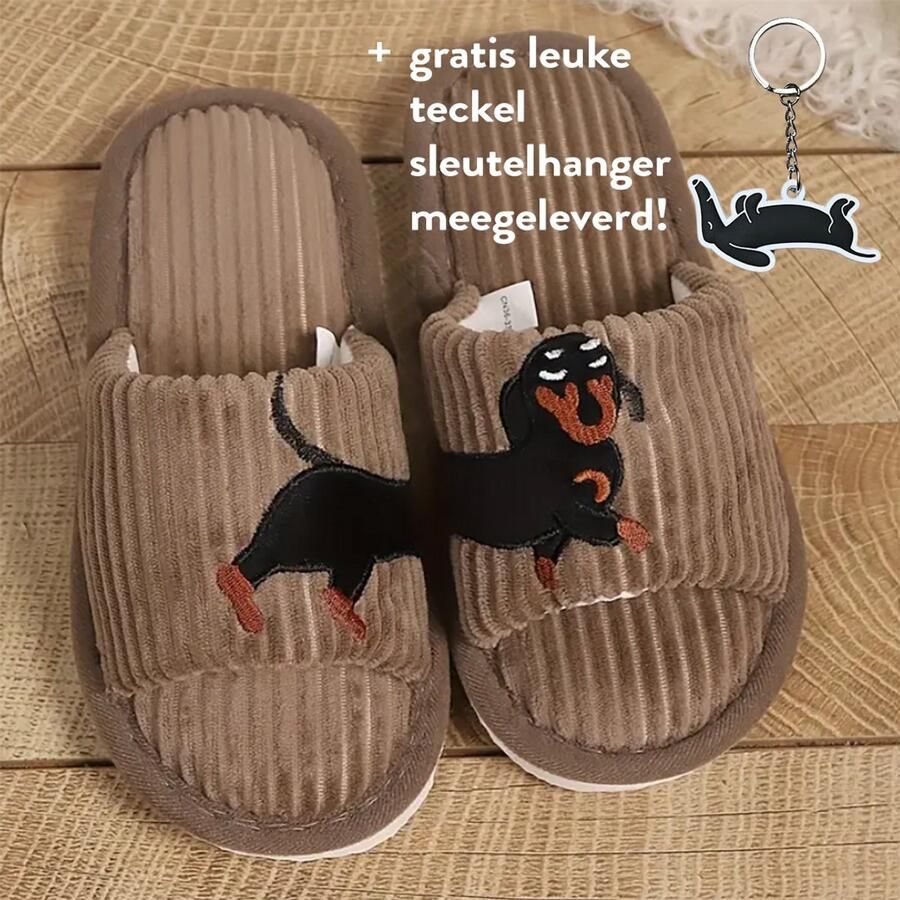 Teckel hond bruin slippers teenslippers zwarte teckel teckelprint teckel pantoffels