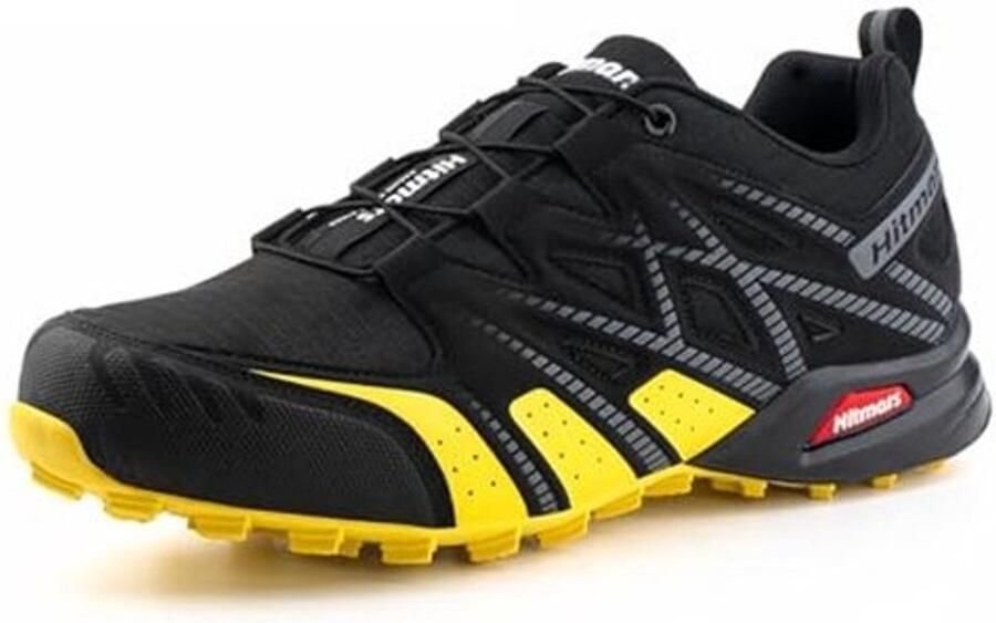 Trailrunning schoenen voor en Ade d en licht voor outdoor activiteiten