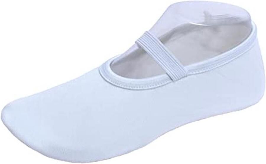 Trampolineschoenen en gymnastiekschoenen voor kinderen en volwassenen in zwart wit blauw of roze