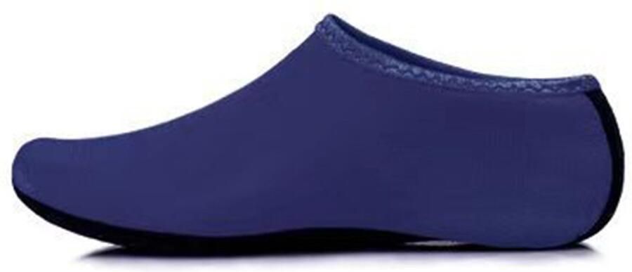 Unisex blotevoetenschoenen voor in het water sneldrogende aquasokken voor strand zwem duiken surfen en yoga. Lichtgewicht antislip outdoorschoenen voor nen en Marineblauw M