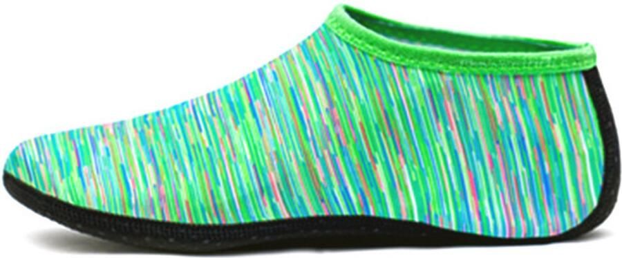 Unisex blotevoetenschoenen voor in het water sneldrogende aquasokken voor strand zwem duiken surfen en yoga. Lichtgewicht antislip outdoorschoenen voor nen en Groene lijnen S