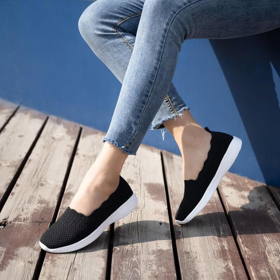 Wandelschoenen Lichtgewicht Knit Slip op Mesh Comfortabele Barefoot Minimalistische Sneakers