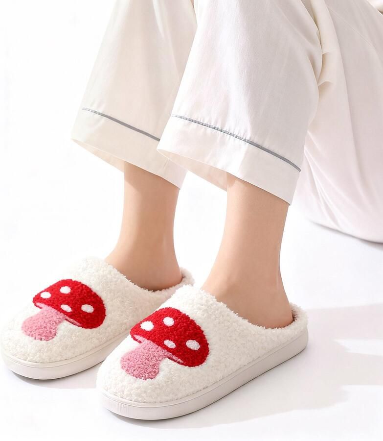 Warme en comfortabele winter slippers unisex zachte slippers schattige pluche slippers met cartoonfiguren antislip binnenslippers duurzame katoenen slippers