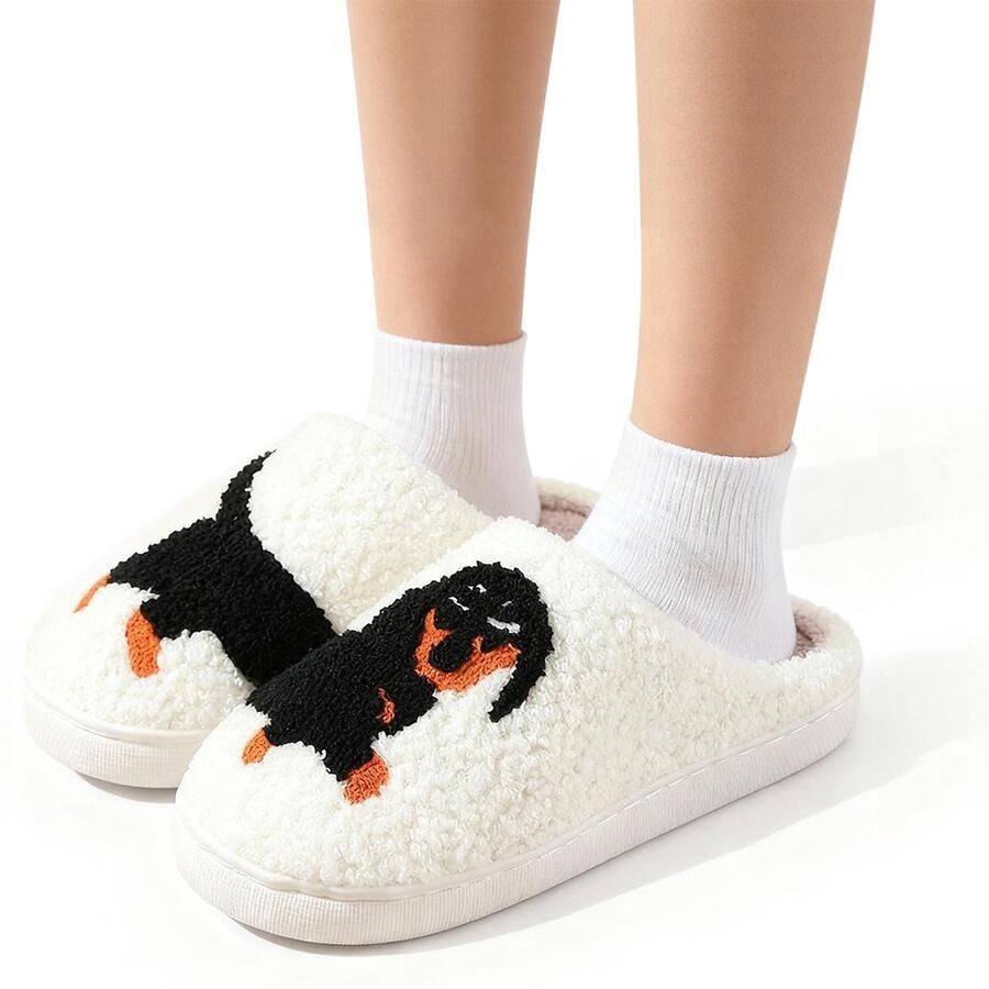 Warme en comfortabele winter slippers unisex zachte slippers schattige pluche slippers met cartoonfiguren antislip binnenslippers duurzame katoenen slippers