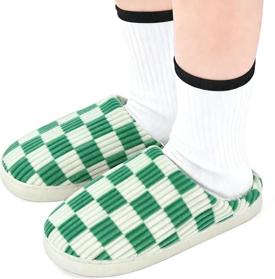 Warme pantoffels voor de herfst winter Maat M 40-41 Valt klein Bestel 1-2 maten groter Warme pantoffels voor in de winter Katoenen pantoffels voor binnen Herfst winterbenodigdheden Warme benodigdheden Pantoffels