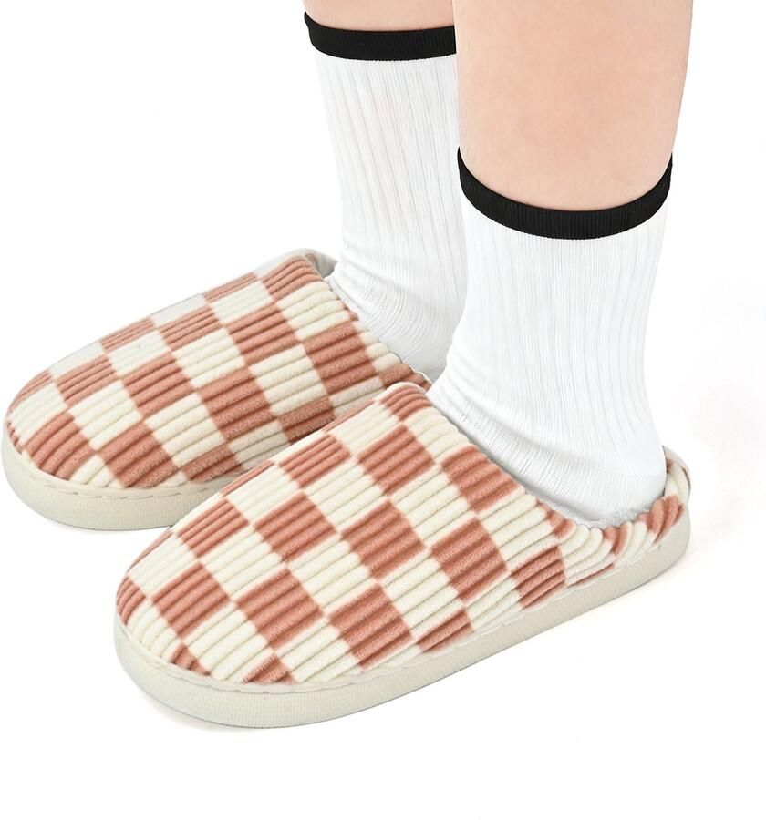 Warme pantoffels voor de herfst winter Maat M 40-41 Valt klein Bestel 1-2 maten groter Warme pantoffels voor in de winter Katoenen pantoffels voor binnen Herfst winterbenodigdheden Warme benodigdheden Pantoffels