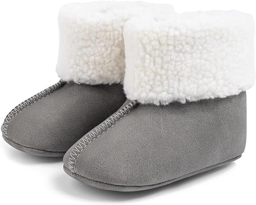 Warme schoen met zachte zool geschikt .Suede materiaal warm en comfortabel klittenband sluiting ontwerp niet gemakkelijk af te vallen indoor slippers binnenlengte (12-18months) 99g