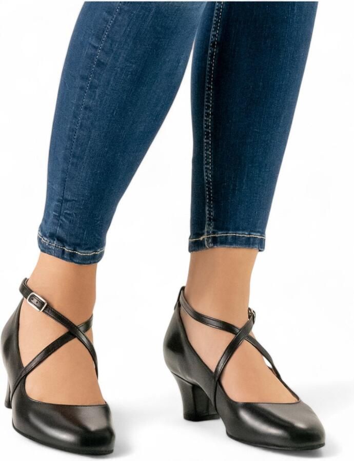 Werner Kern Sidney zwarte Lederen dansschoenen voor Dames met Kruisbandje Comfortabele pasvorm Geschikt voor brede voeten Stabiele blokhak van Stijldansen Ballroom Latin Werner Kern Zwart