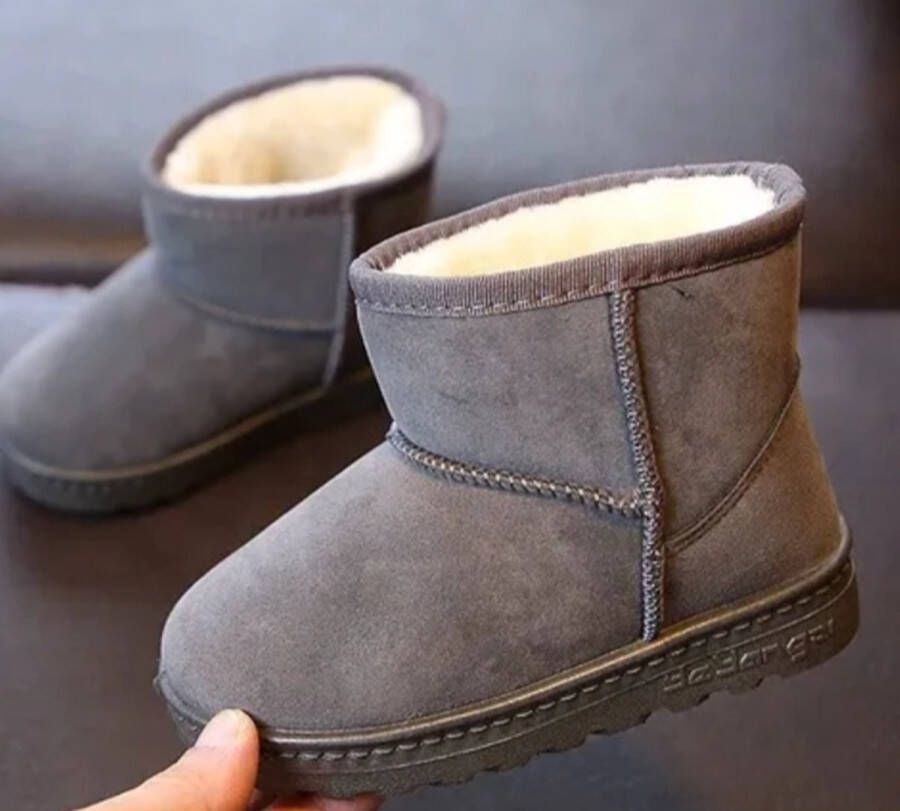 Kinder winterlaarzen Grijs (vallen kleiner buiten maat)
