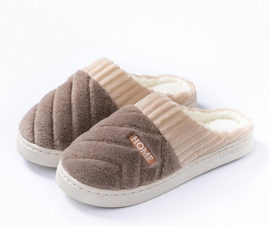 Winter pantoffels voor thuis M Binnenlengte Valt 1-2 maten kleiner Aanbevolen maten groter Dikke zool voor warm binnengebruik Gestructureerd antislip Dikke zool Pantoffels voor thuis