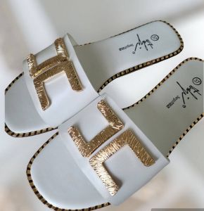 Wit slippers Tara zomer collectie