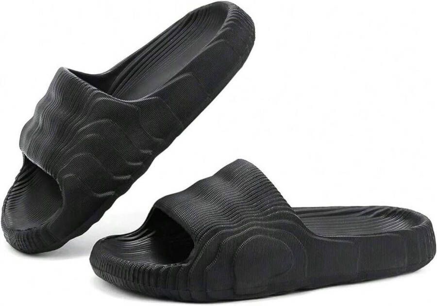 Wolkenpantoffels voor en pantoffels met zachte wolk dik platform strandsandalen voor binnen en buiten zomer comfortabel en ontspannend