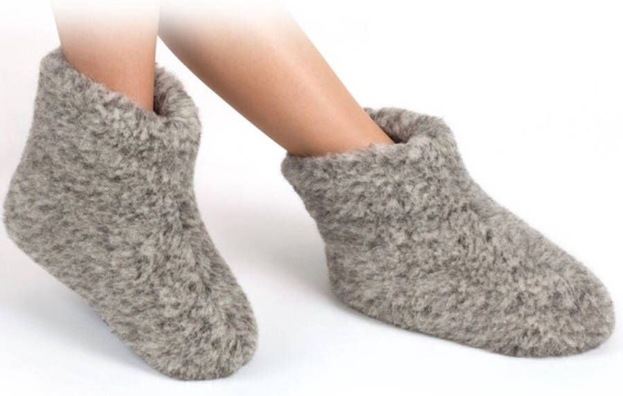Wollen sloffen pantoffels merk Woolwarmers model Dolly grijs