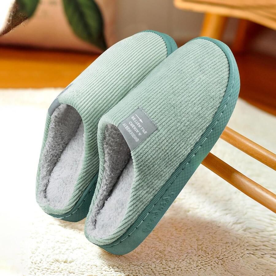 Zachte en warme pluche slippers voor en Antislip binnenschoenen voor wintergebruik