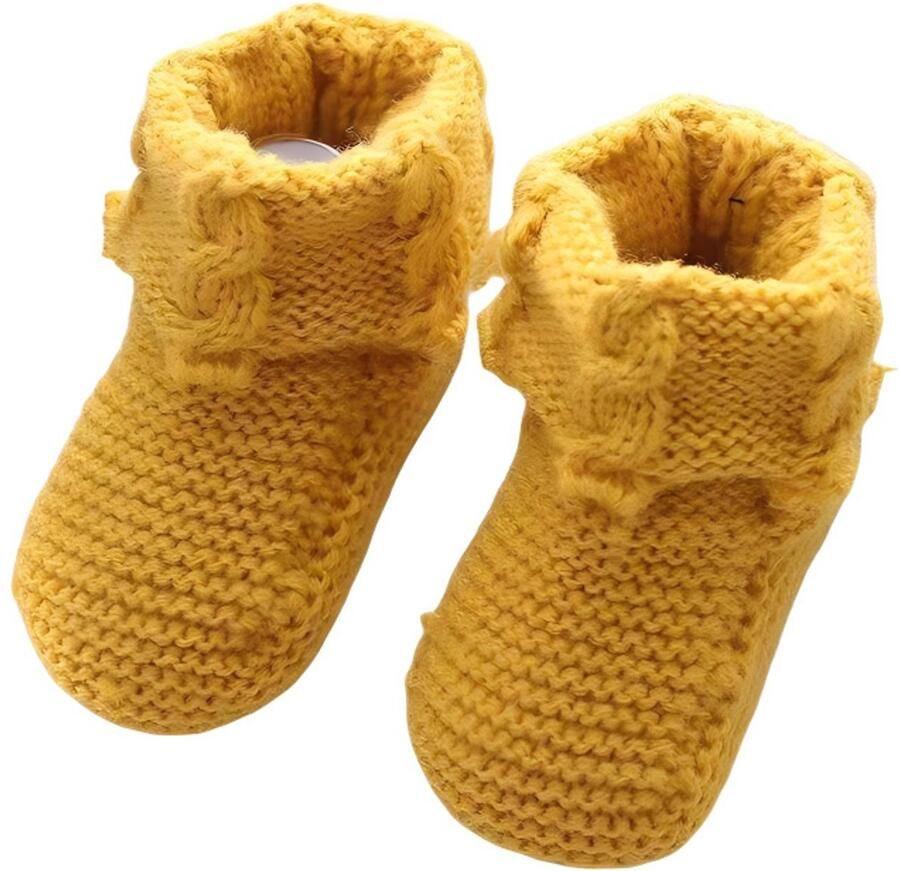 Zachte gebreide babyschoentjes Unisex Gebreide slofjes Warme gehaakte sokjes voor pasgeborenen 0–6 maanden Geel