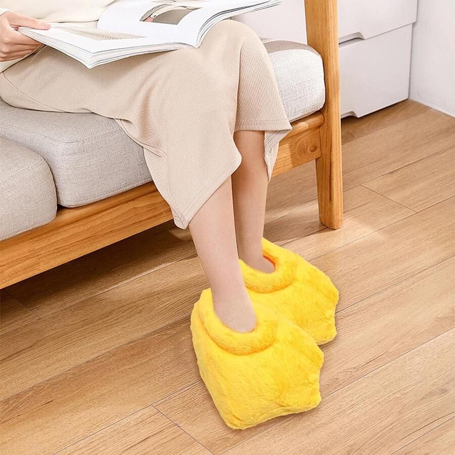 Zachte Pluche Huisdieren Slippers voor Volwassenen en Kinderen Fluffy Winter Pantoffels met Dierenthema Comfortabele en Schattige Cartoon Stijl