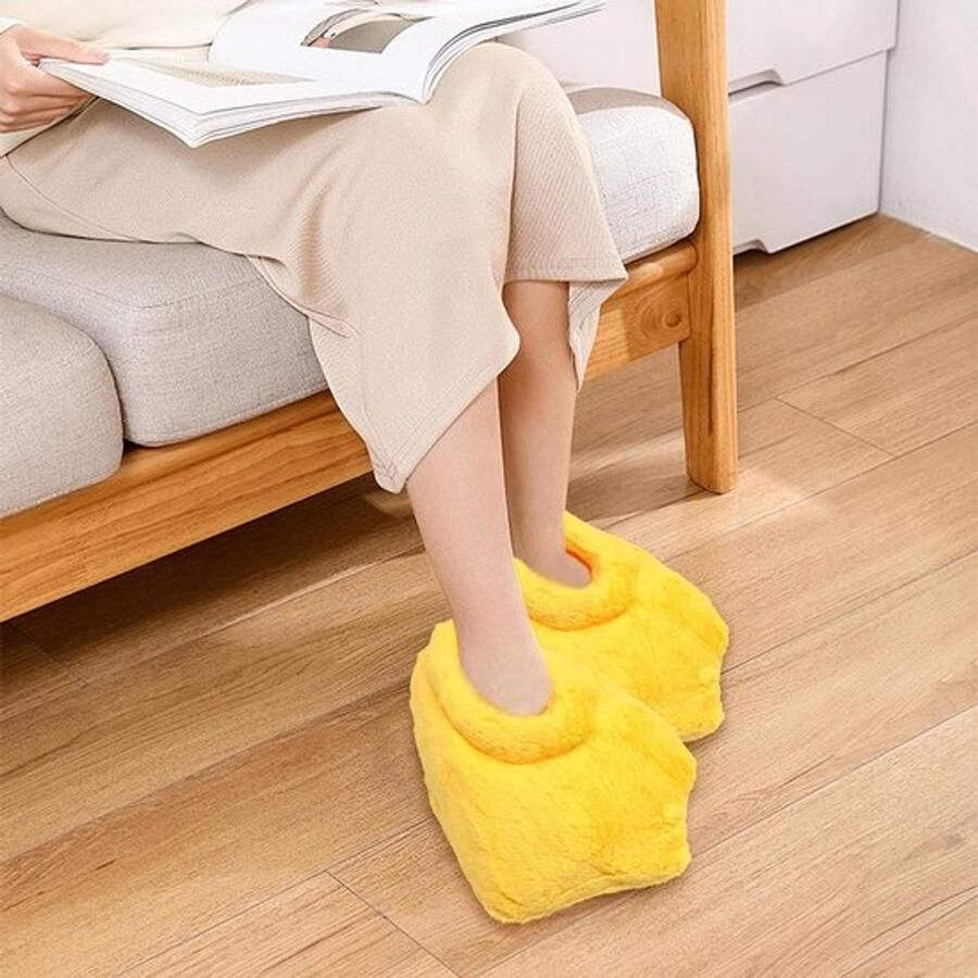 Zachte Pluche Huisdieren Slippers voor Volwassenen en Kinderen Fluffy Winter Pantoffels met Dierenthema Comfortabele en Schattige Cartoon Stijl