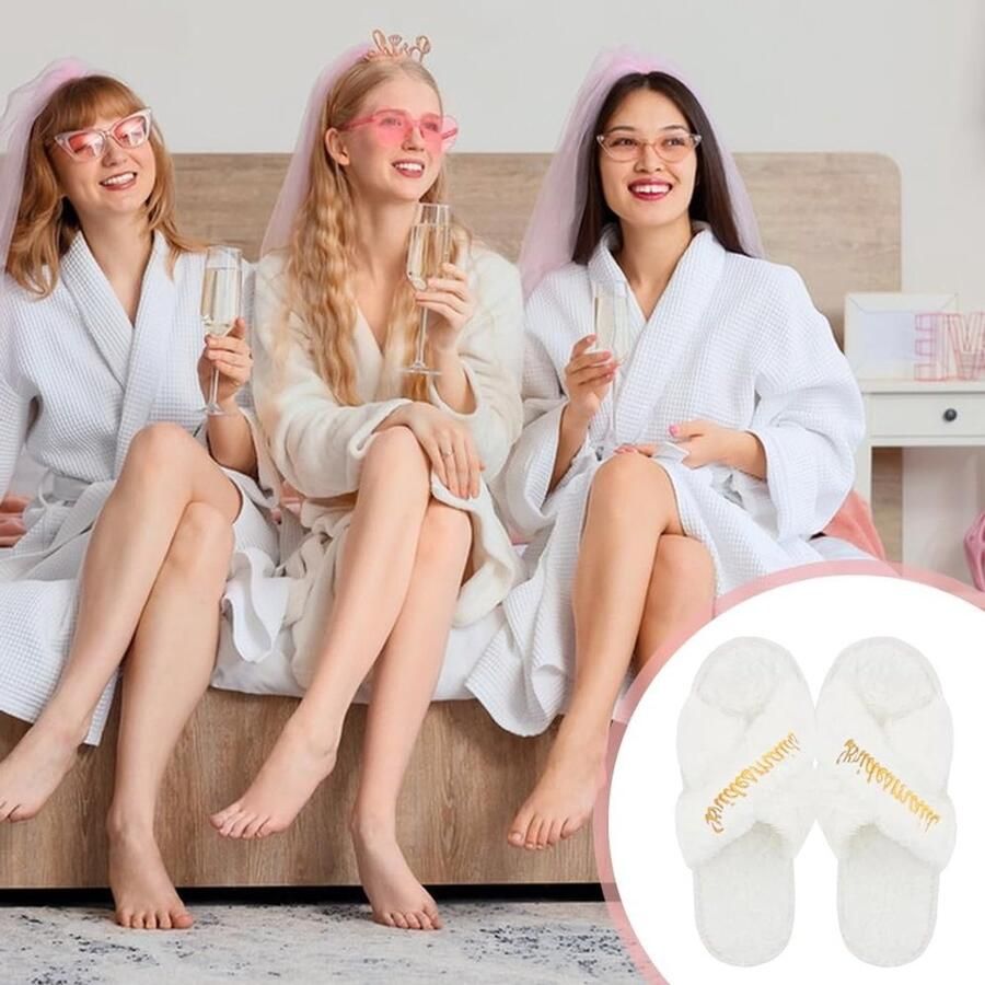 Zachte witte slippers voor bruidsmeisjes met antislip en 10 mm zolen voor vrijgezellenfeest