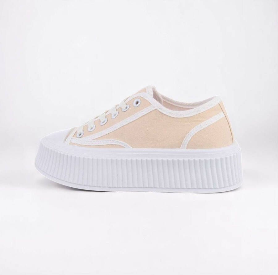 Zomer veter gympen beige