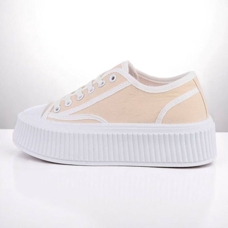 Zomer veter gympen beige