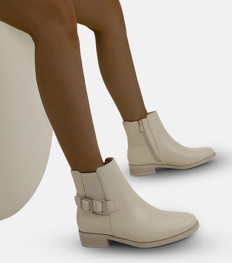Elara Stiefeletten