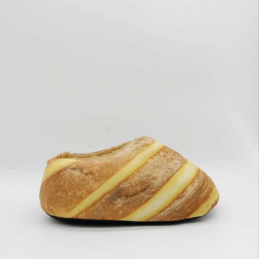 Emojishop Grappige pantoffels croissant sloffen One size fits all t m 38 voor Kinderen en croissant Pantoffel Zachte binnenschoenen Krozant Sloffen en