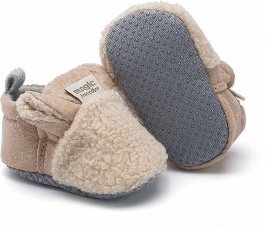 Baby-slofje.nl Beige warme en schattige babyslofjes van Baby-Slofje