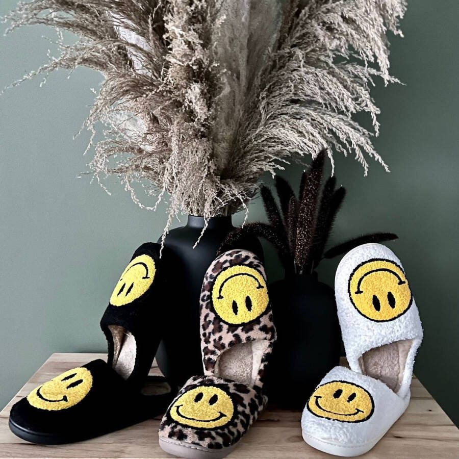 Badrock Smiley sloffen panter unisex pantoffels Smiley slippers tijger sloffen zachte pantoffels gekke sloffen dames & heren panter cadeau