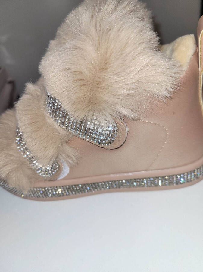 BELLISSIMOSTYLE BEELDIGE KINDERLAARSJES ROZE MET BLINGBLING EN WOL )
