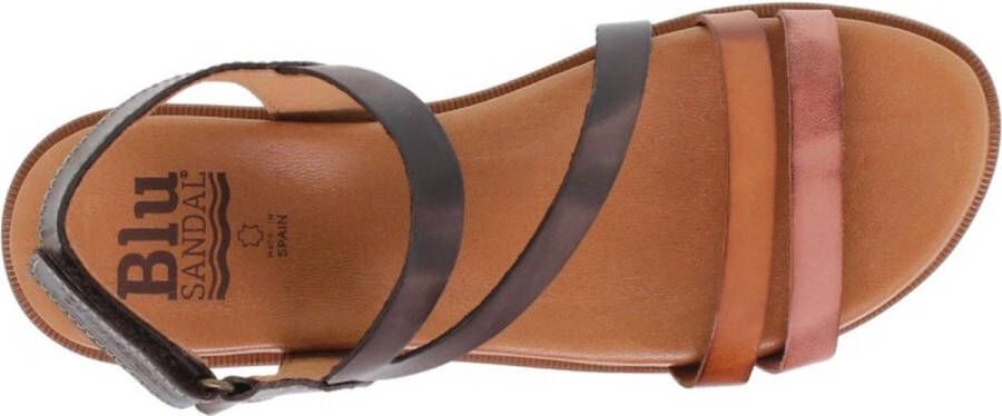 BLUSANDAL Sandalen met gekruiste bandjes en platte hak