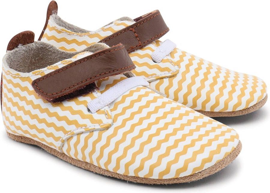 Bobux Soft Soles Wit en Oker zigzag trainer Babyslofjes