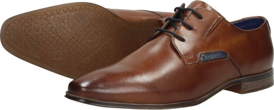 Bugatti Morino I Gekleed Laag Cognac