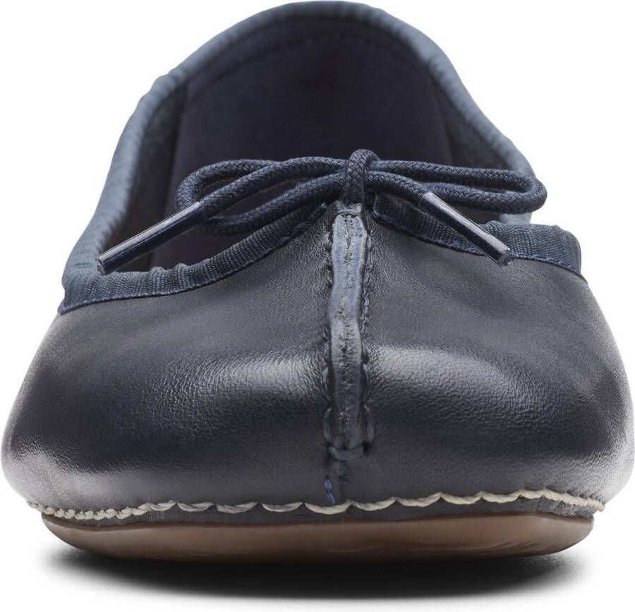 Clarks Damesschoenen Freckle Ice Navy Leather