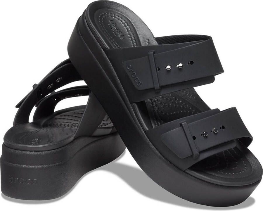Crocs Slippers Brooklyn Low Wedge plateau zomerschoen pantoffels met gespsluiting - Foto 2