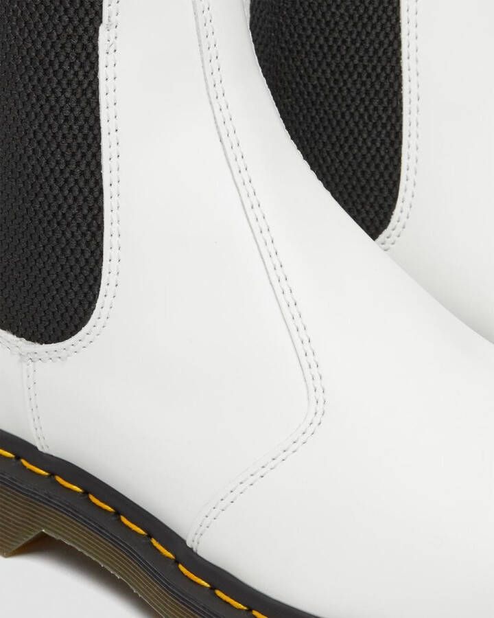 Dr. Martens 2976 Yellow Stitch Smooth White Dames Boots